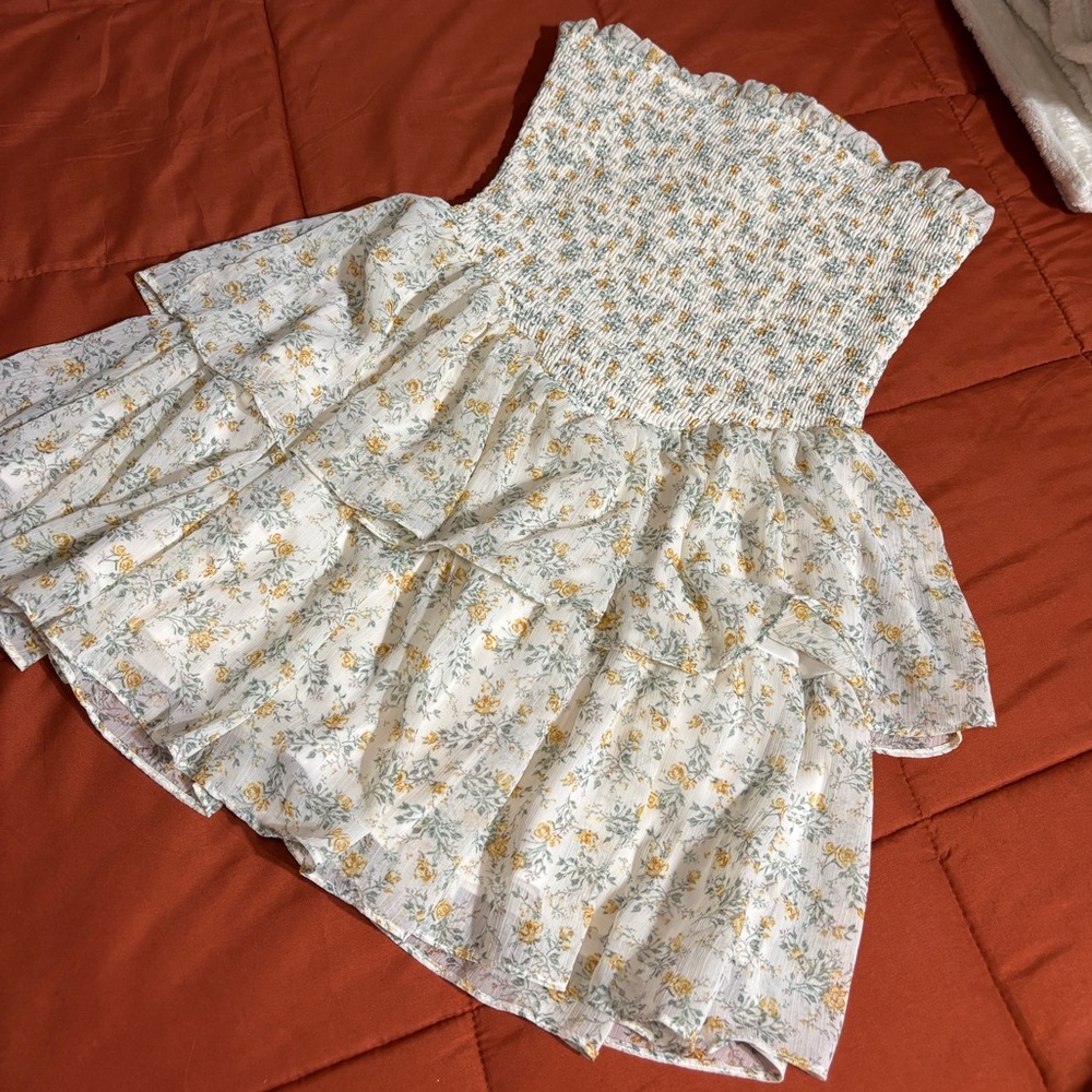 NWT Windsor Floral Smocked Mini Dress - Cream and Yellow - Picture 3 of 12